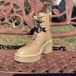 NWT Vince Camuto Leather Keltana Combat Cub Stanly Block Heel Moto Boot